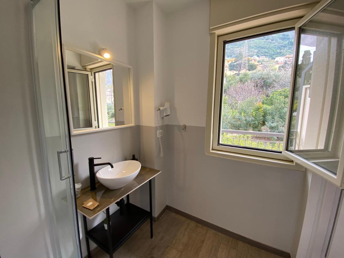 Ma&Mi Light Rooms Cefalù Kültér fotó